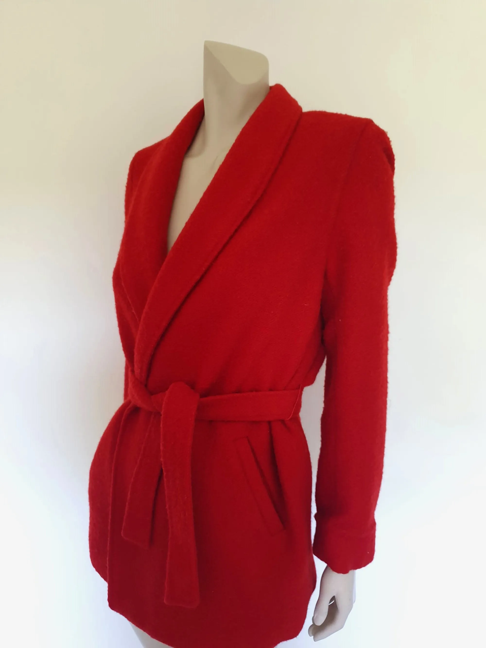 1970s Red Jacket With Tie by Sportscraft - S