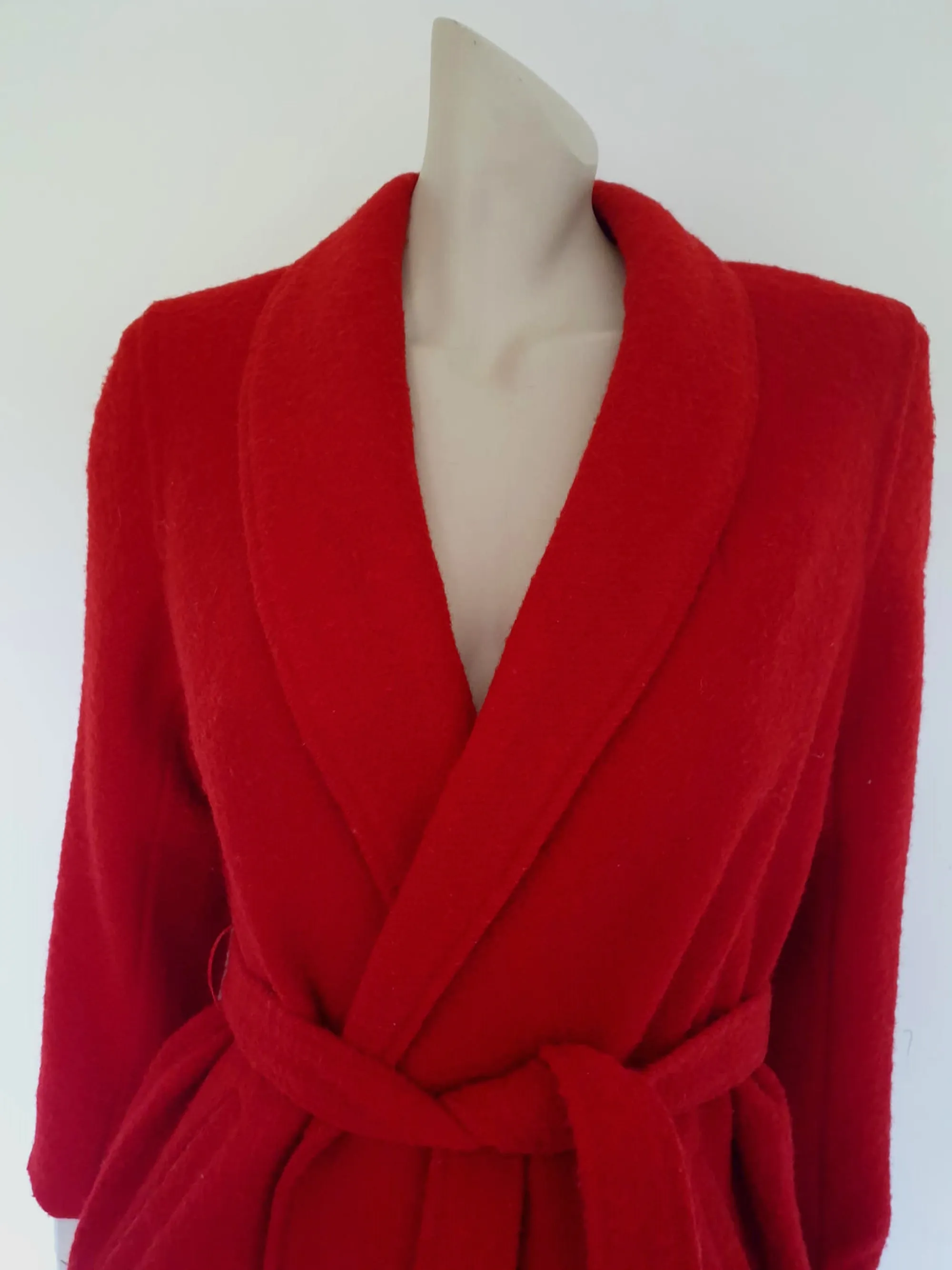 1970s Red Jacket With Tie by Sportscraft - S