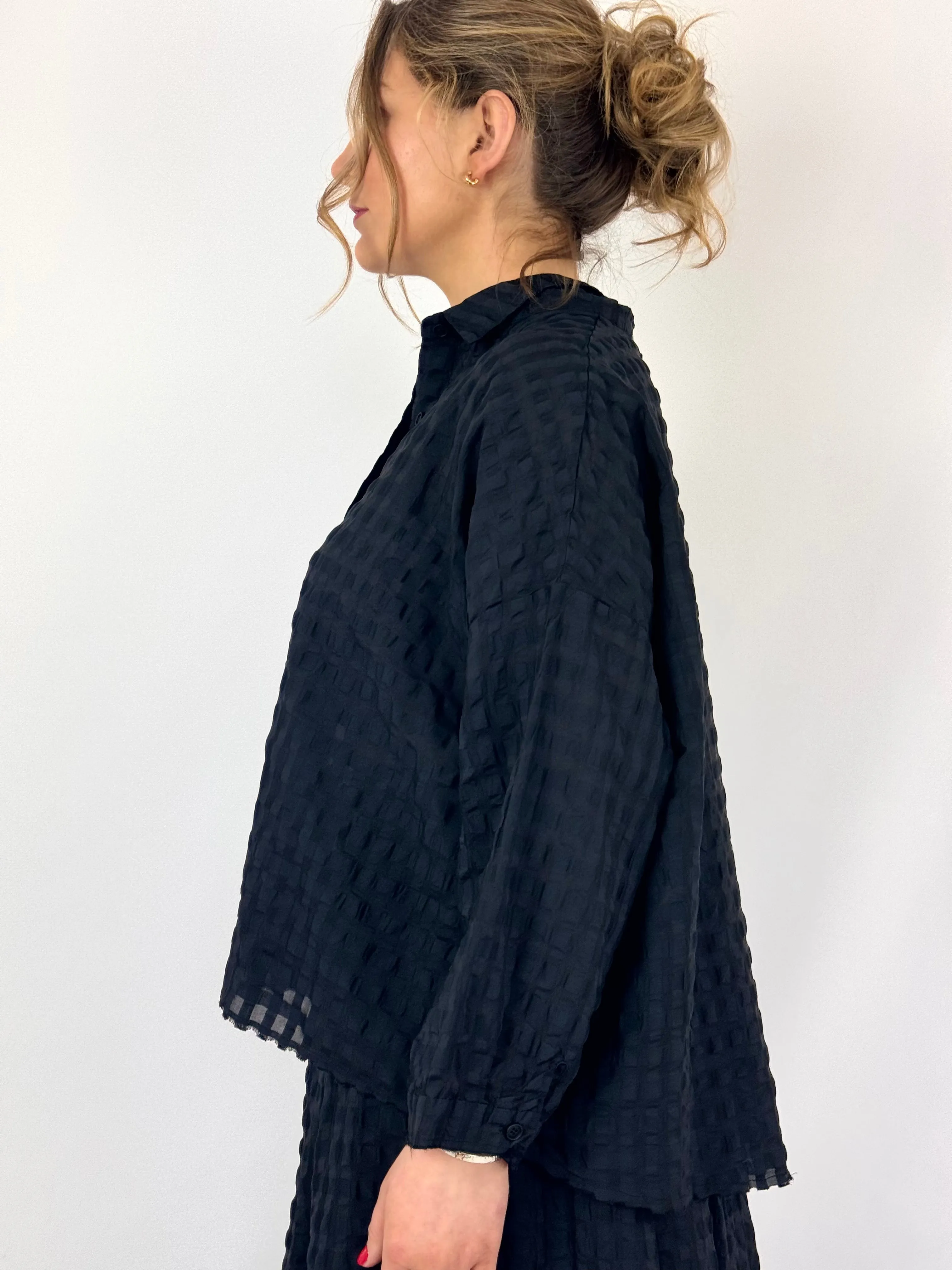 Aequamente 140 Shirt Black