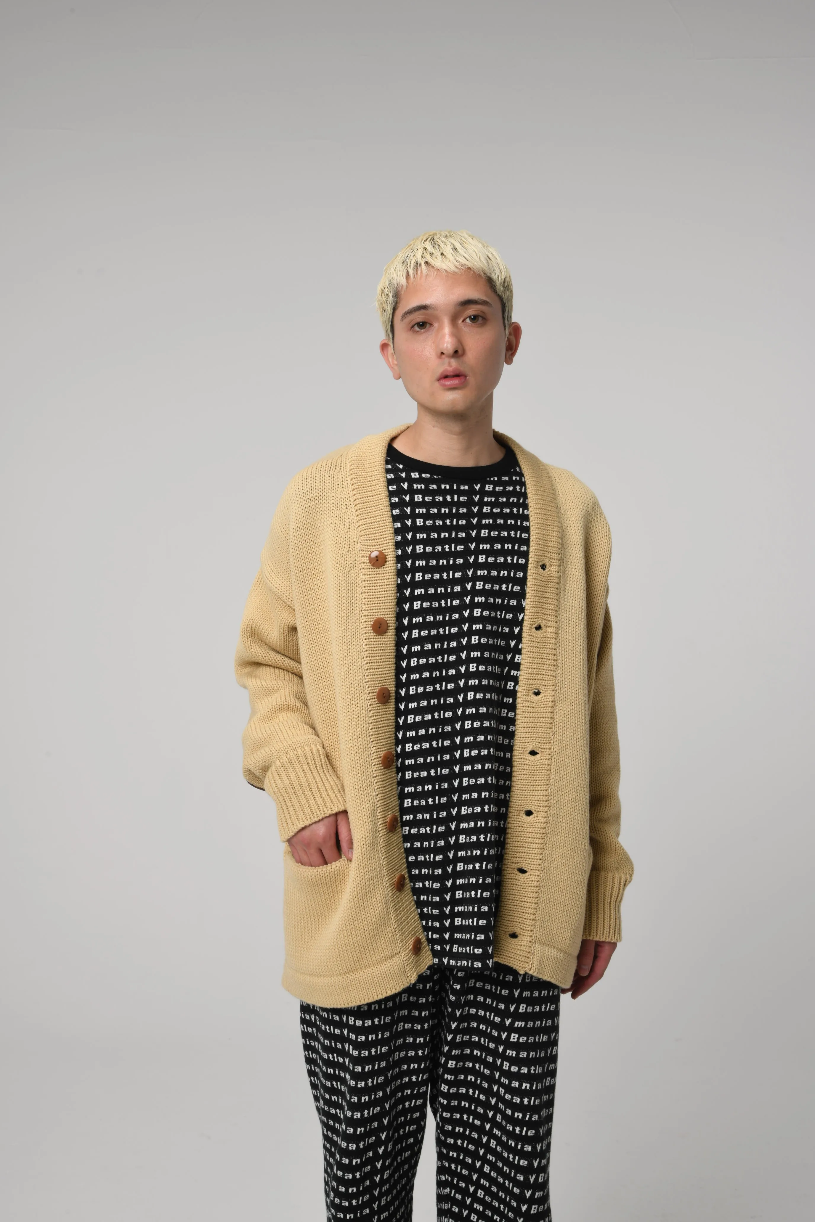 BEATLE MANIA CARDIGAN