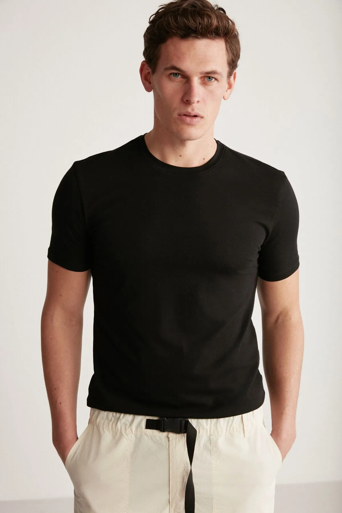 Chad Men Slim Fit Ultra Flexible Black T-shirt