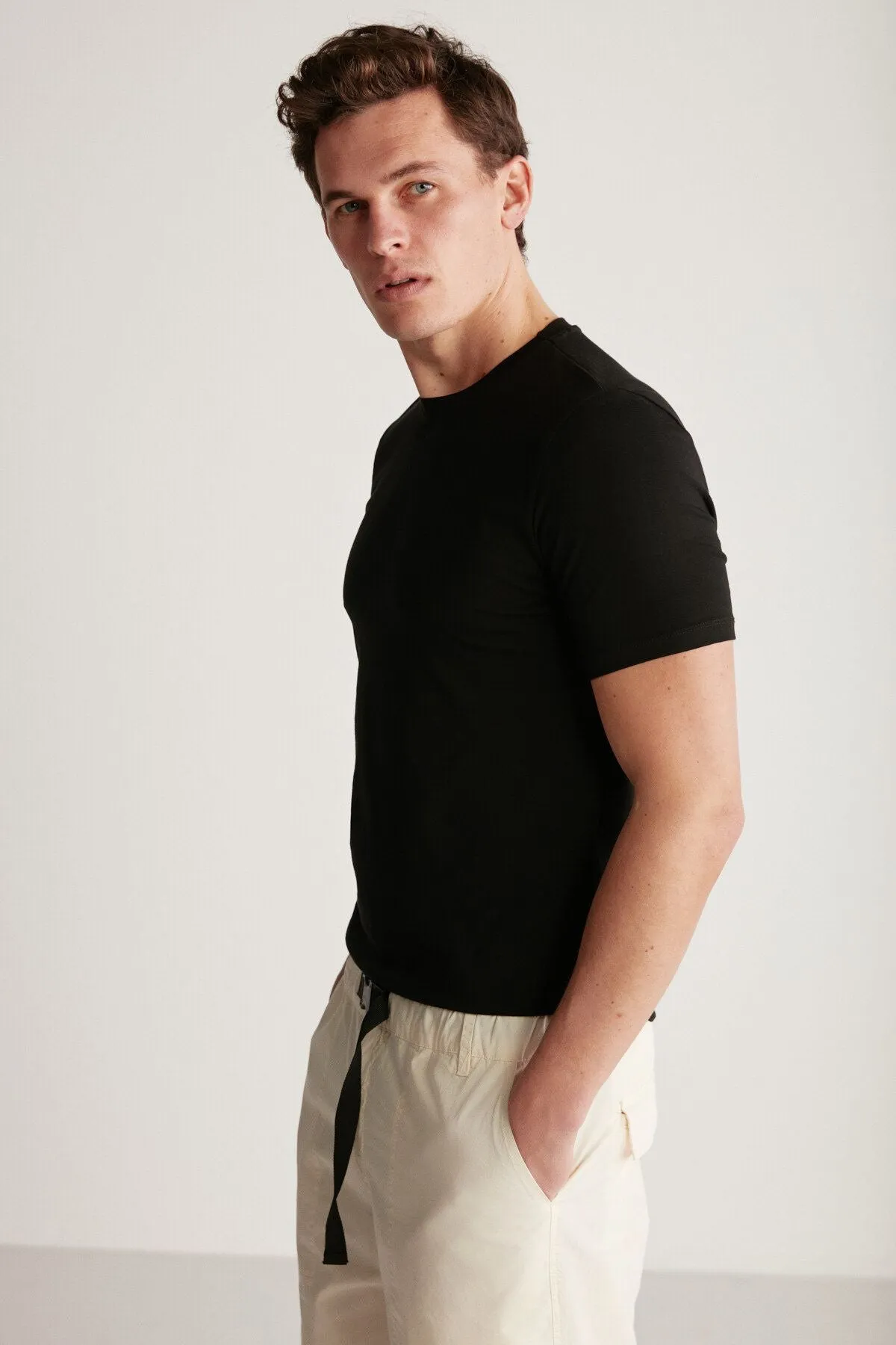 Chad Men Slim Fit Ultra Flexible Black T-shirt