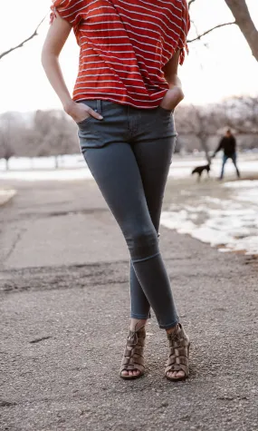 Level 99 Janice Mid Rise Skinny Denim - Smokey