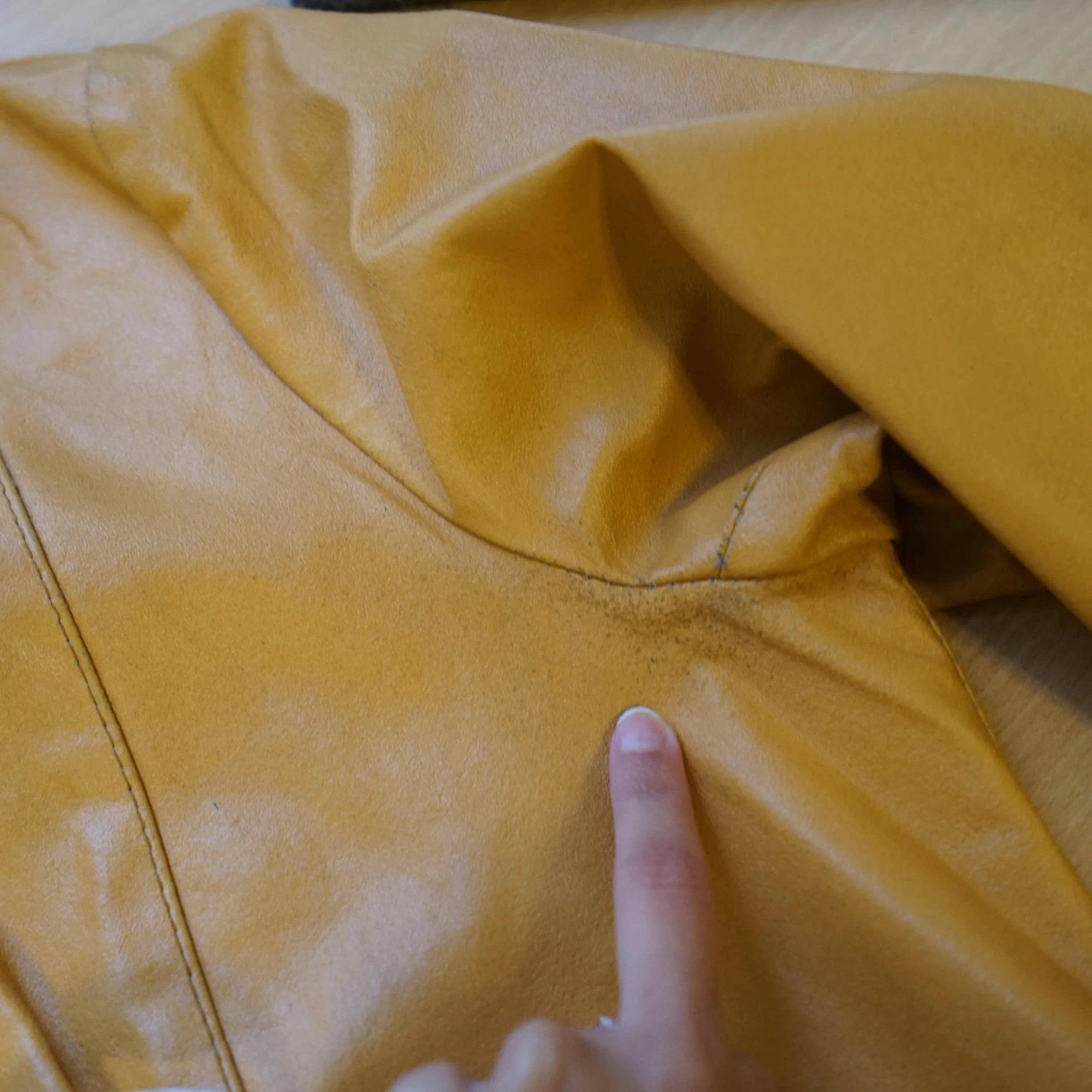 Vintage leather jacket Size L yellow