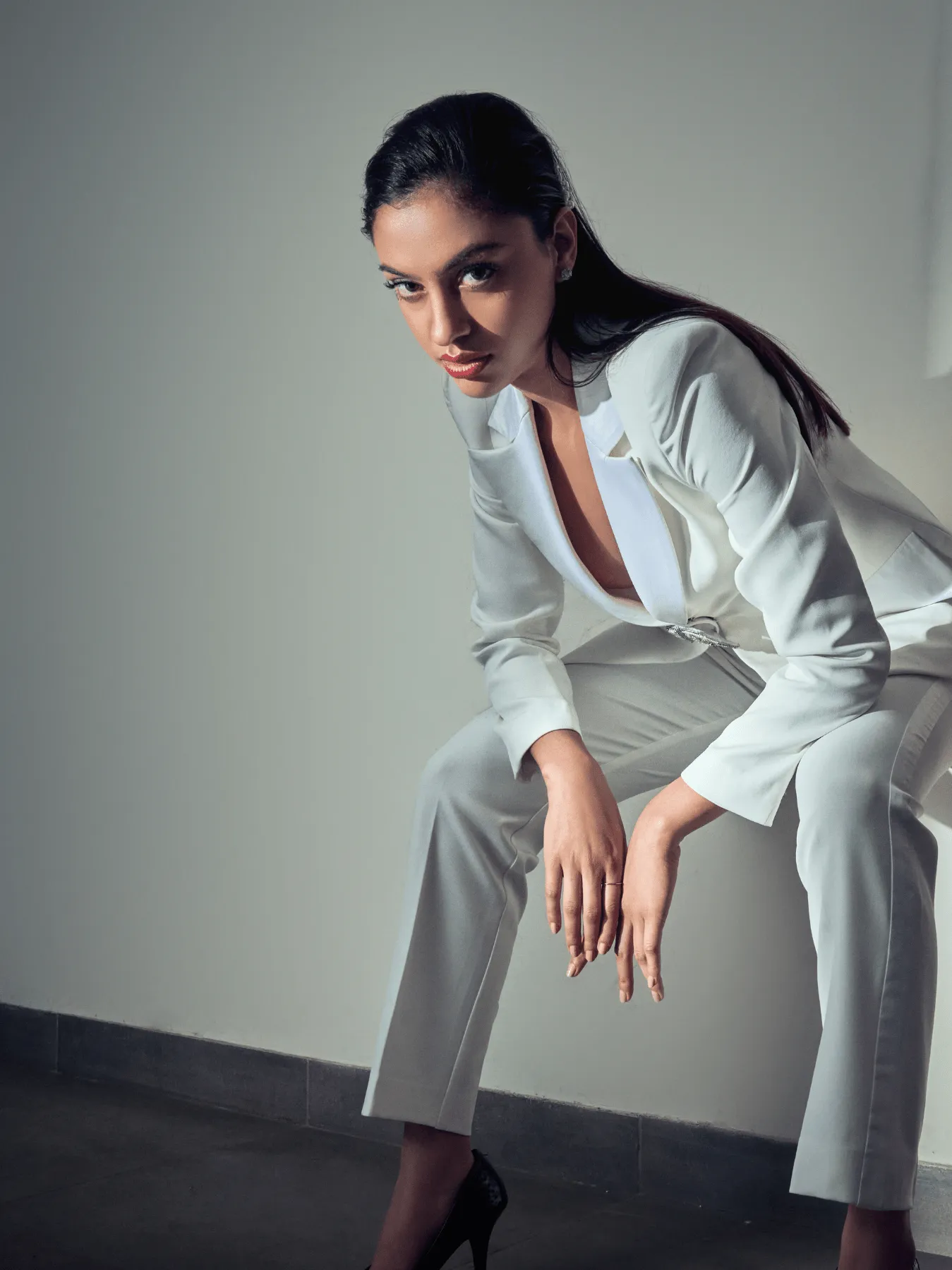 White Dinner Jacket with Bow on Front