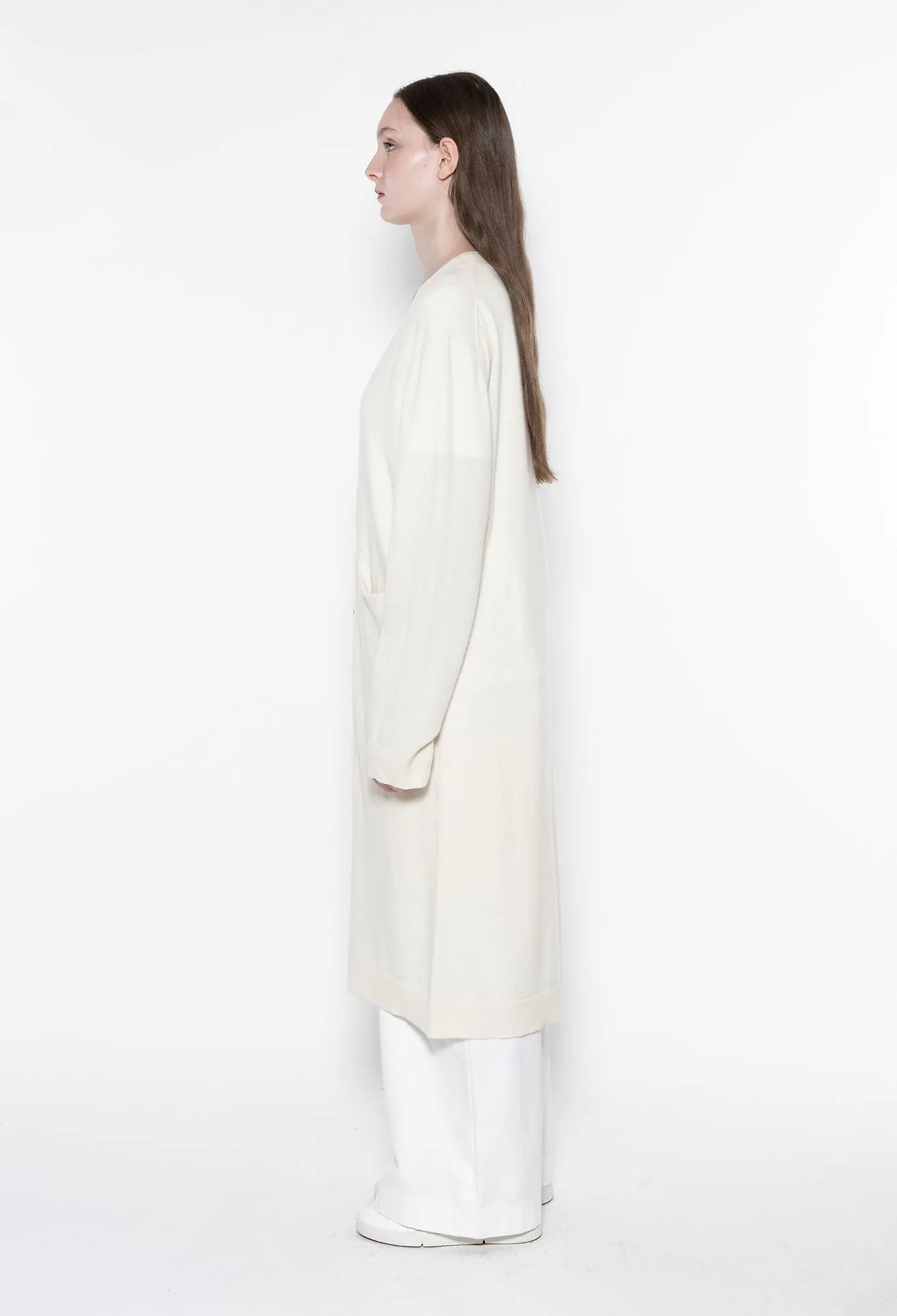 XIN - 12gg Cashmere Cardigan in Undyed White